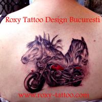 modele-tatuaje-motociclisti-roxy