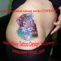 modele-tatuaje-tigru-coapsa